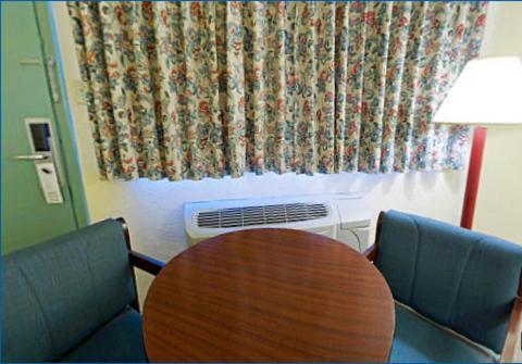Americas Best Value Inn Winchester Bilik gambar